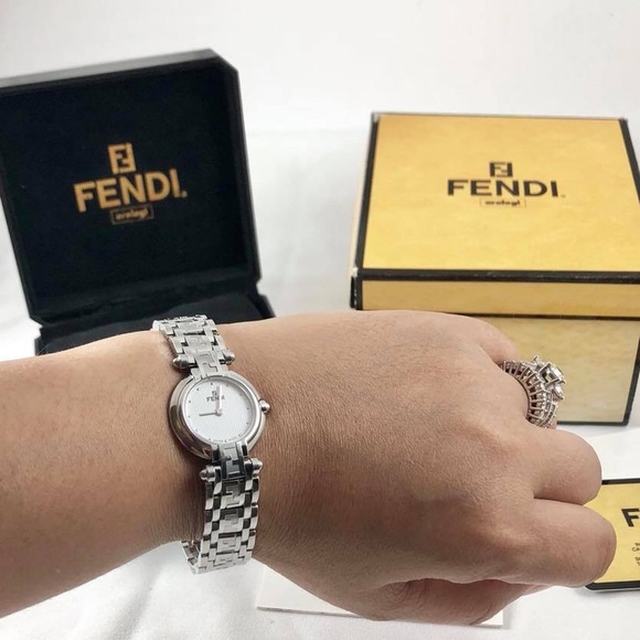 Watch - Picture 6 of 6